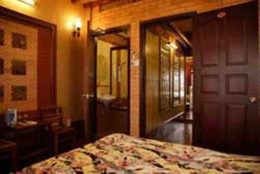 Bi Saigon Hotel Ho-Chi-Minh-Stadt Exterior foto